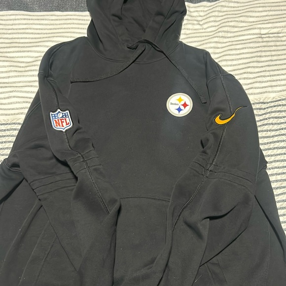Nike Other - Nike NFL Pittsburgh Steelers sweatshirt